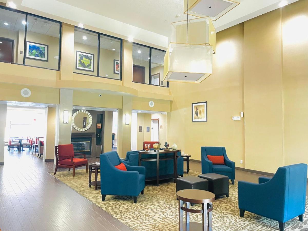 Comfort Inn & Suites IAH Bush Airport – East Humble Exterior foto