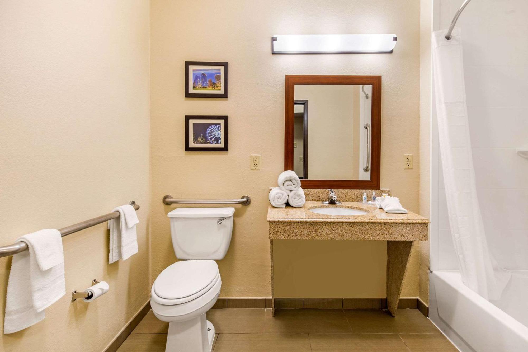 Comfort Inn & Suites IAH Bush Airport – East Humble Exterior foto